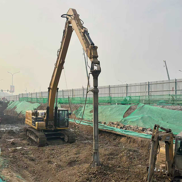 CAT336 16M long reach