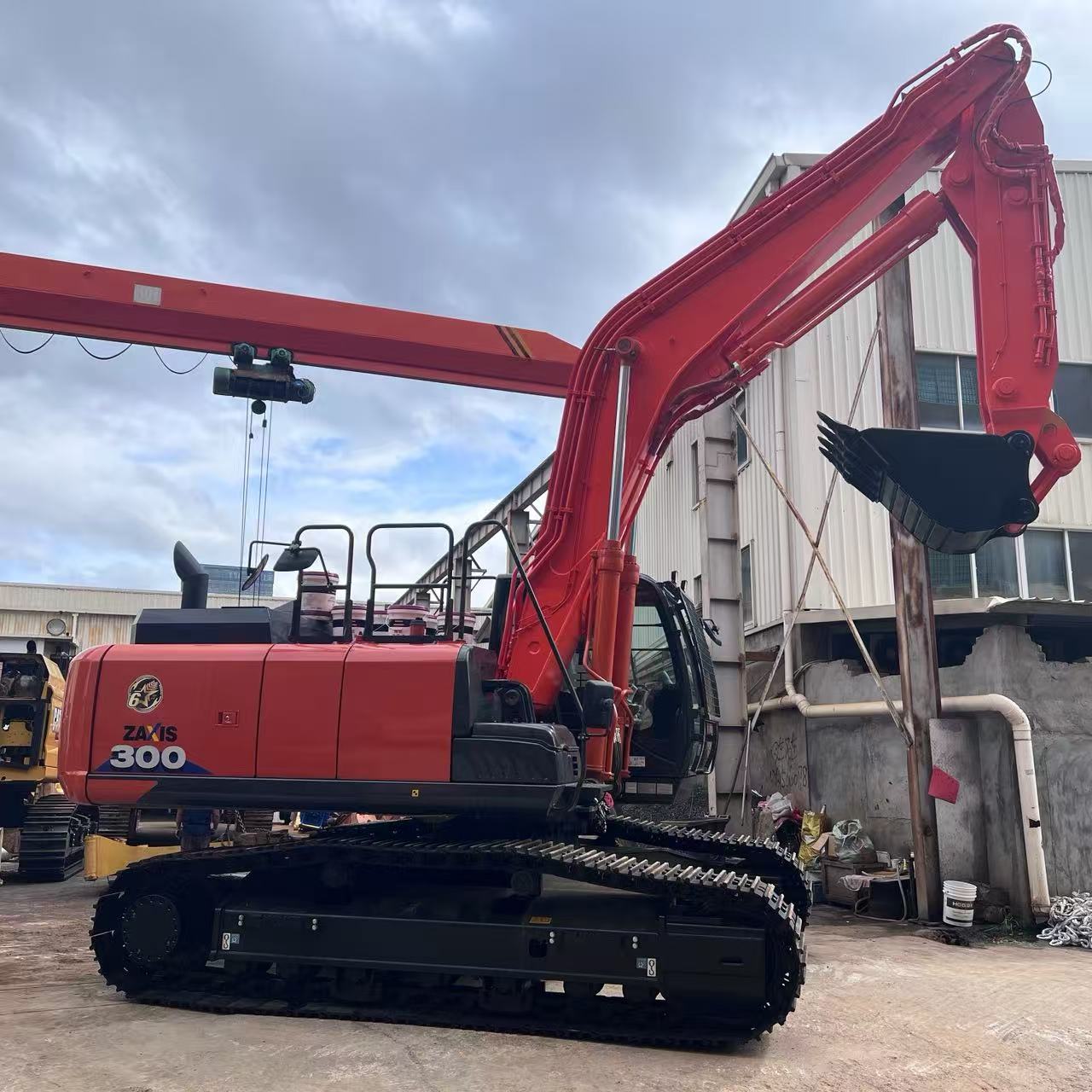Fornecimento direto da fábrica do braço de escavadeira ZX300 para túneis, para construção pesada, fabricante chinês.