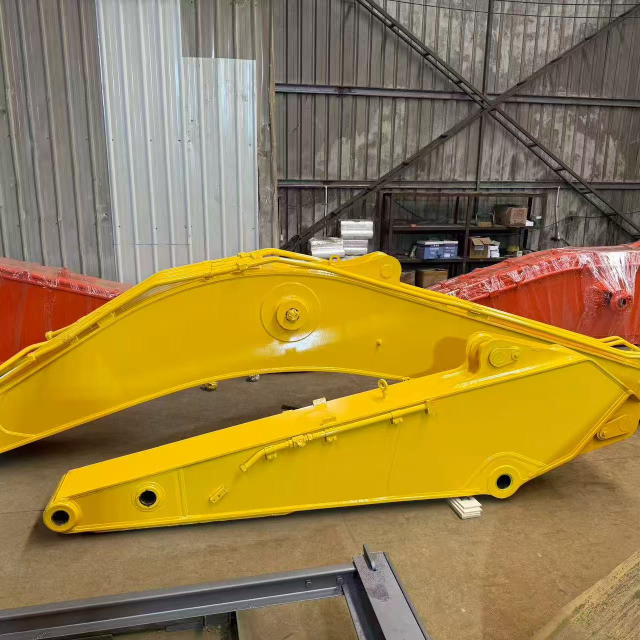 Braço padrão para escavadeira SH500, ideal para trabalhos de escavação pesados ​​e exigentes. Fornecimento direto da fábrica.